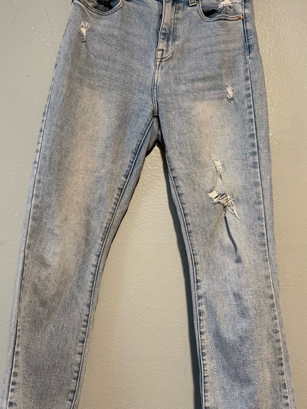 PISTOLA Light Wash Distressed Women’s Jeans SIZE 28